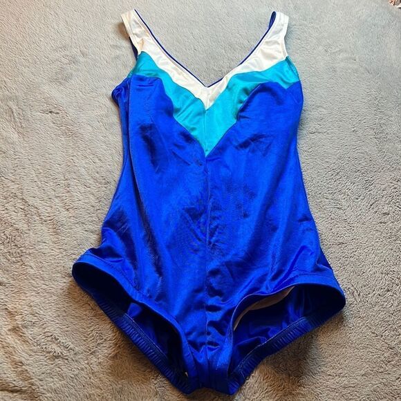 NWT Robby Len Vintage "Malibu Barbie" Vibes One Piece Swimsuit - Size 16 - Picture 1 of 10